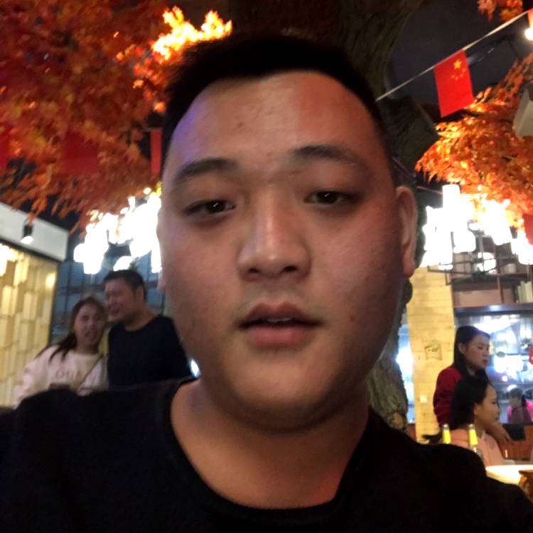 怕孤单愿服饰的照片