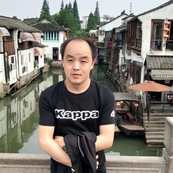 潘定则的照片