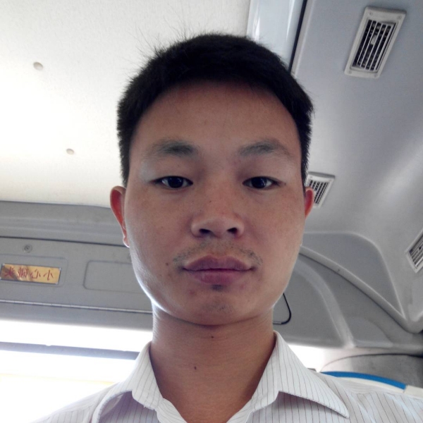 独傲云宵的照片
