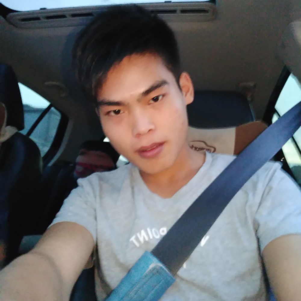 灰   太  狼的照片
