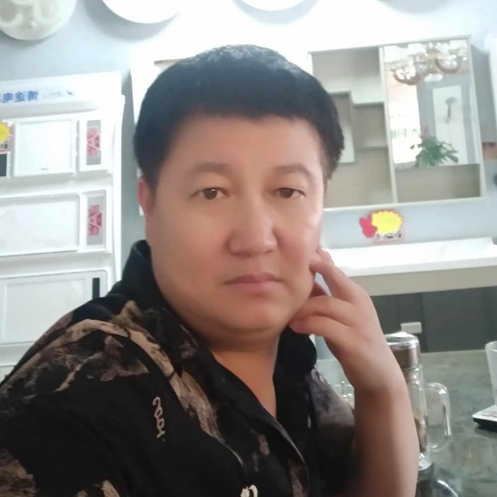 跳跳糖向贪玩的照片