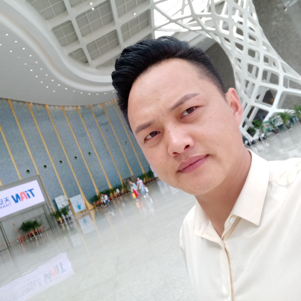 万里苍穹的照片