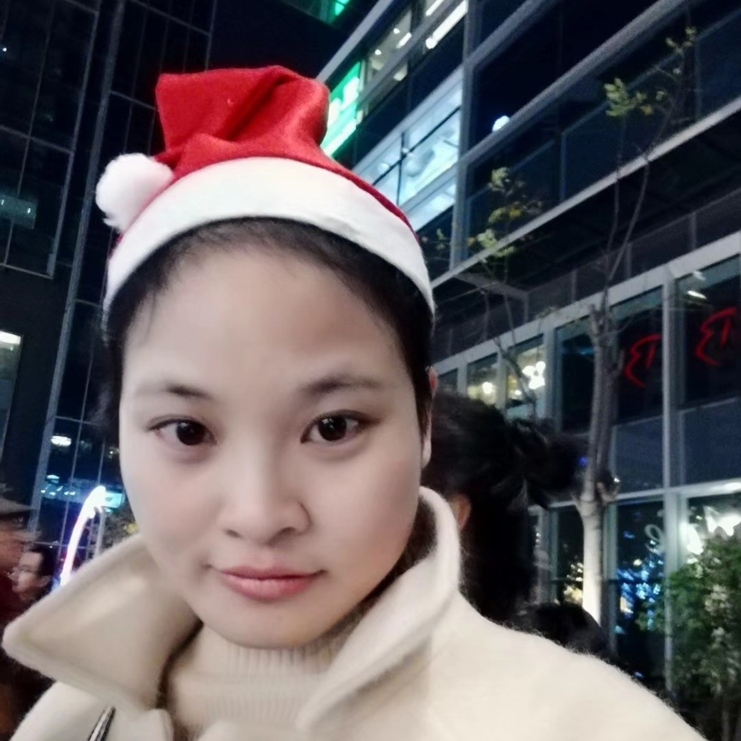 自然迎小兔子的照片