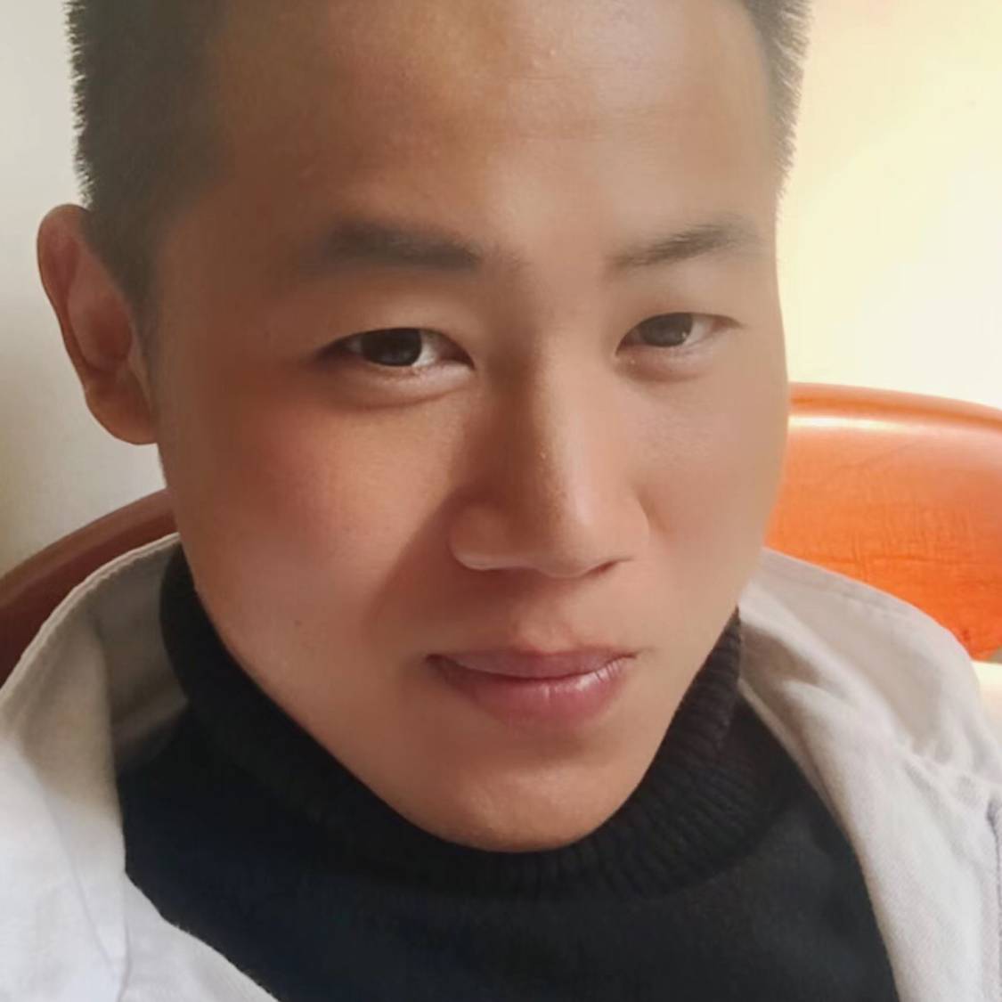 拉长凝眸樱桃的照片