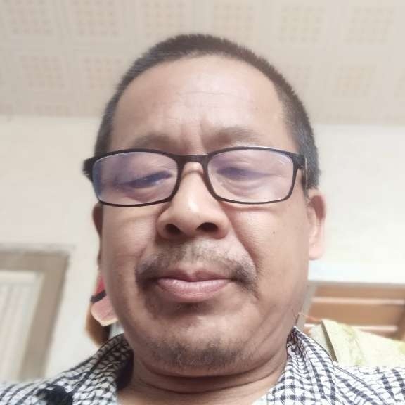 佘生谁来陪的照片