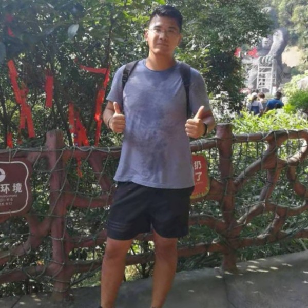 小董同学的照片