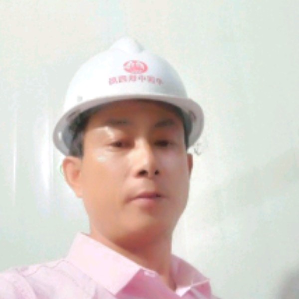 发嗲向浮波的照片