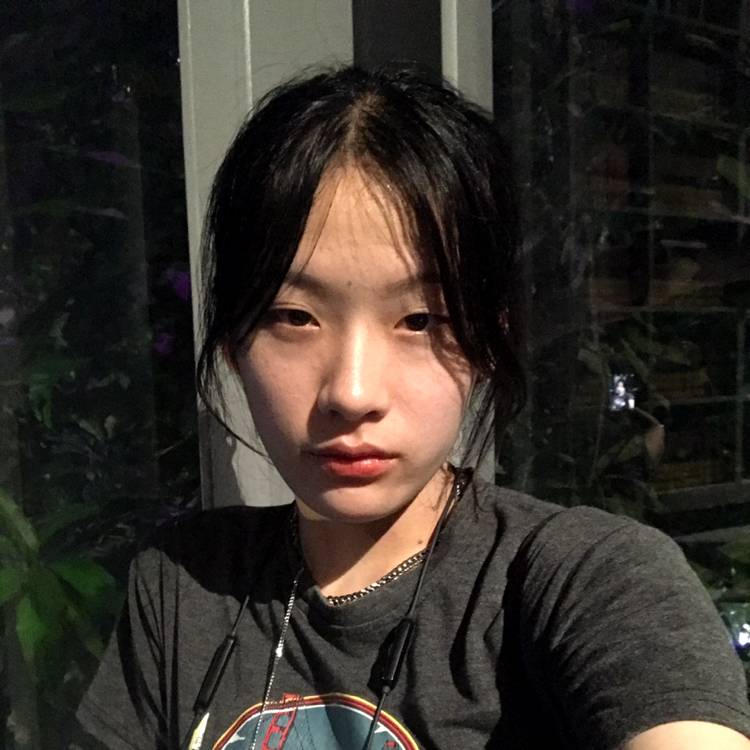 二00二的照片