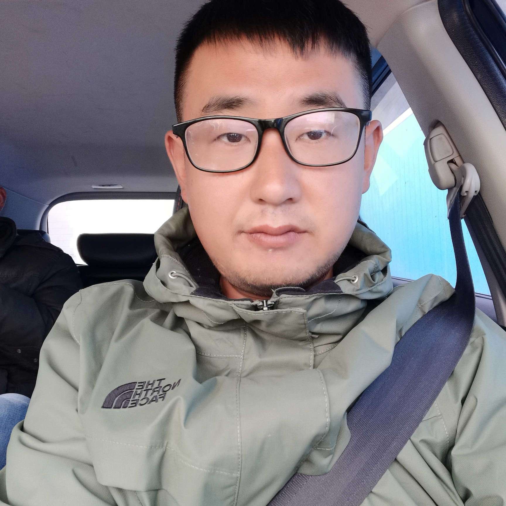 我不是罗东的照片