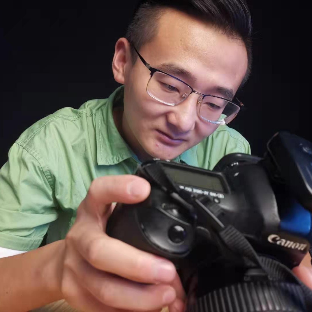 网恋被骗八块钱的照片
