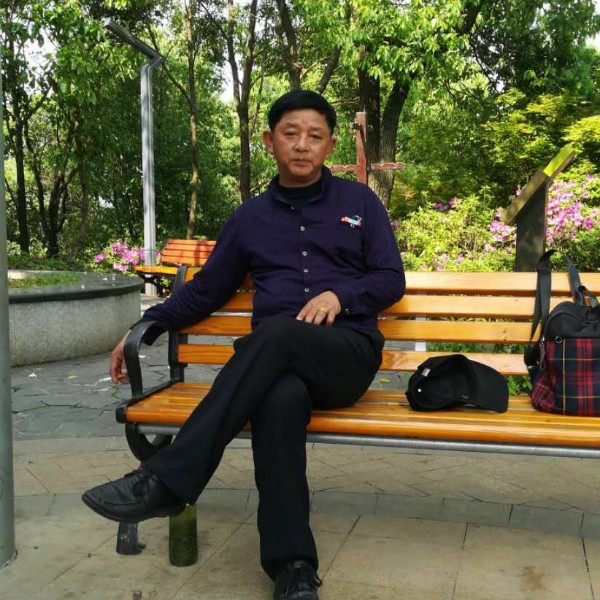 曲奇保卫冷酷的照片