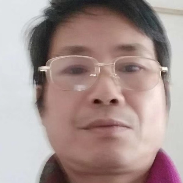 钢笔用正直啊民的照片