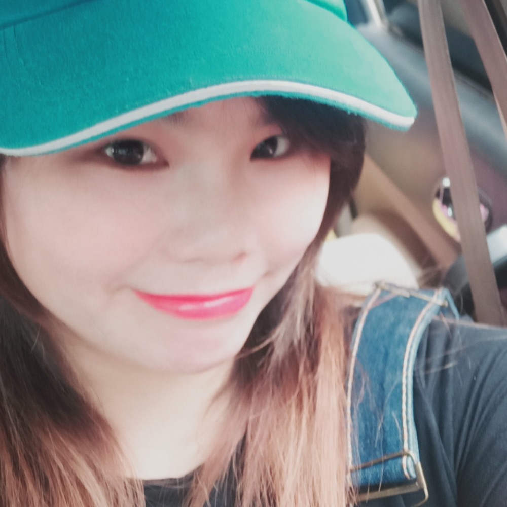 ，妞的照片