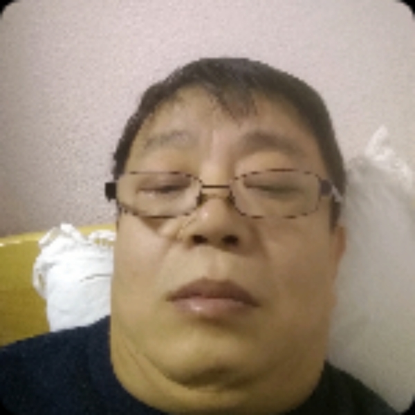 铁桩的照片
