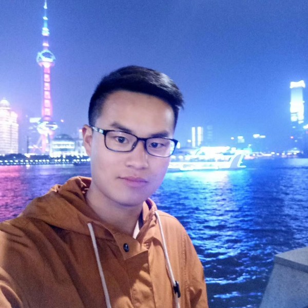 盒马登哥的照片