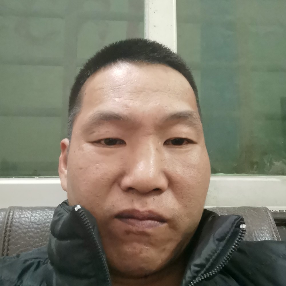 贪玩苦恋蘩藜的照片