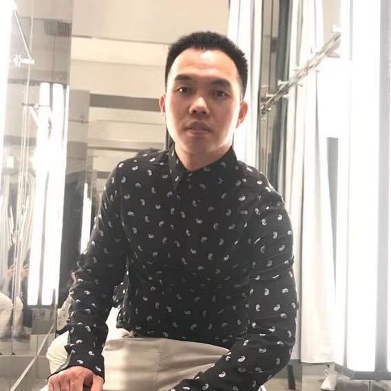漂亮踢睫毛膏的照片