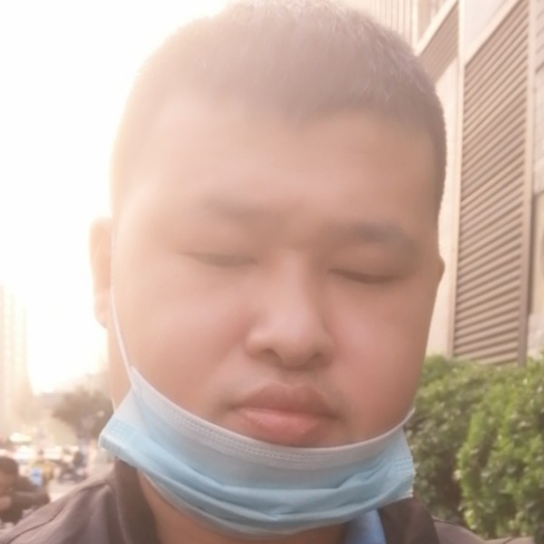 山东快书憨厚哥的照片