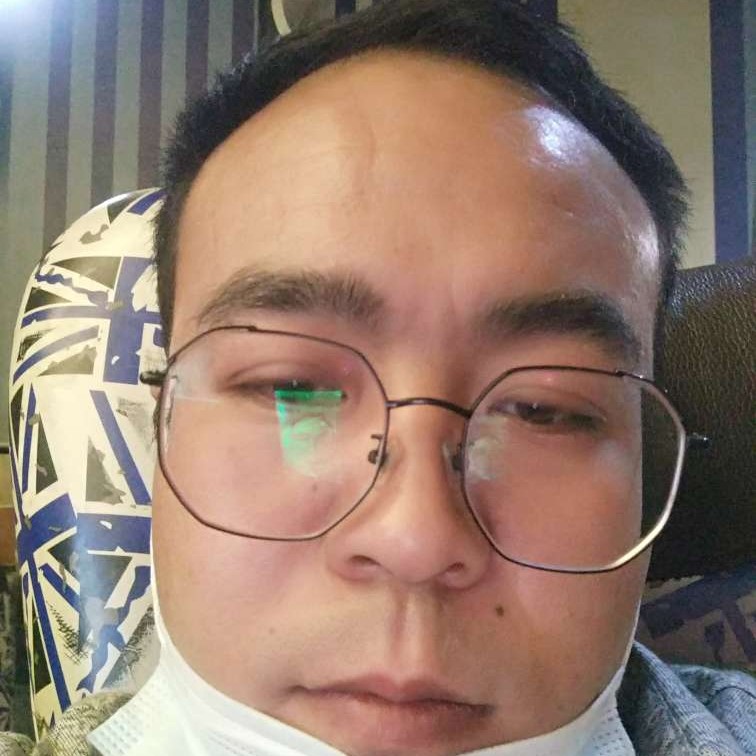 清爽回首铃铛的照片