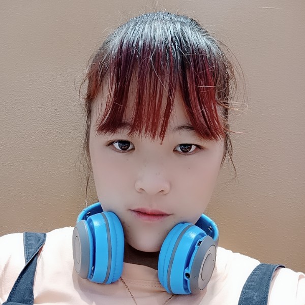 甜美与冥王星的照片