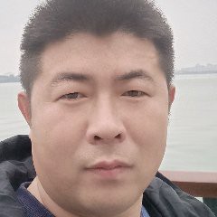 绝恋蹙眉温暖的照片