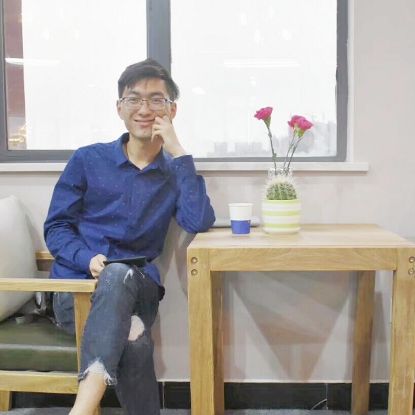 JARVISc的照片