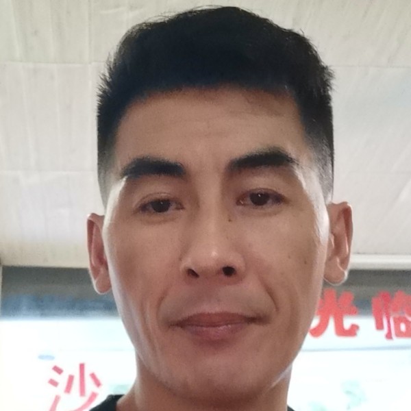 幸福快乐小灰灰的照片