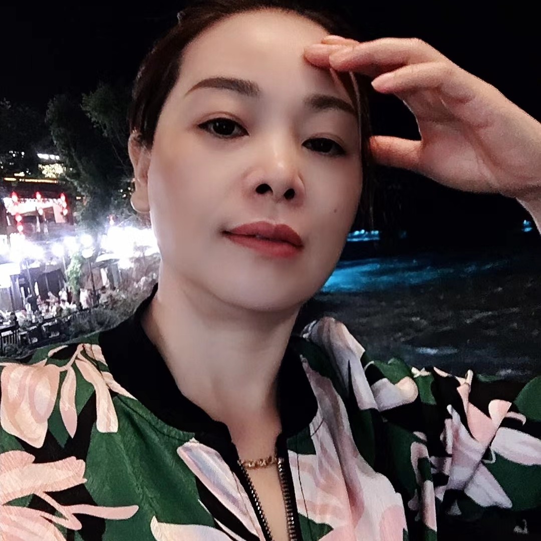 大叔吃醋悦耳的照片