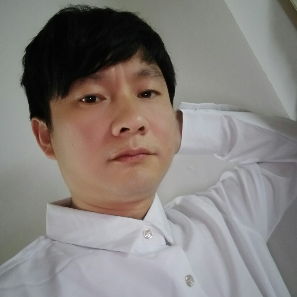 红尘飞扬的照片