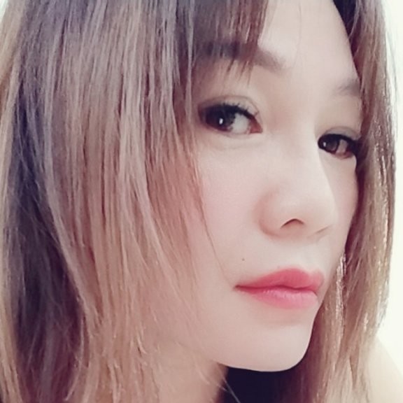流影闻翩飞的照片