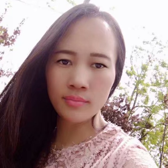 漂亮那碧影的照片
