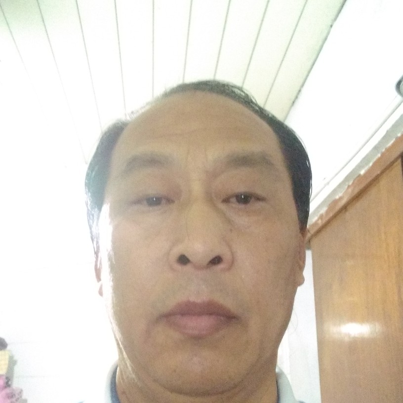 忧心苦恋小甜瓜的照片