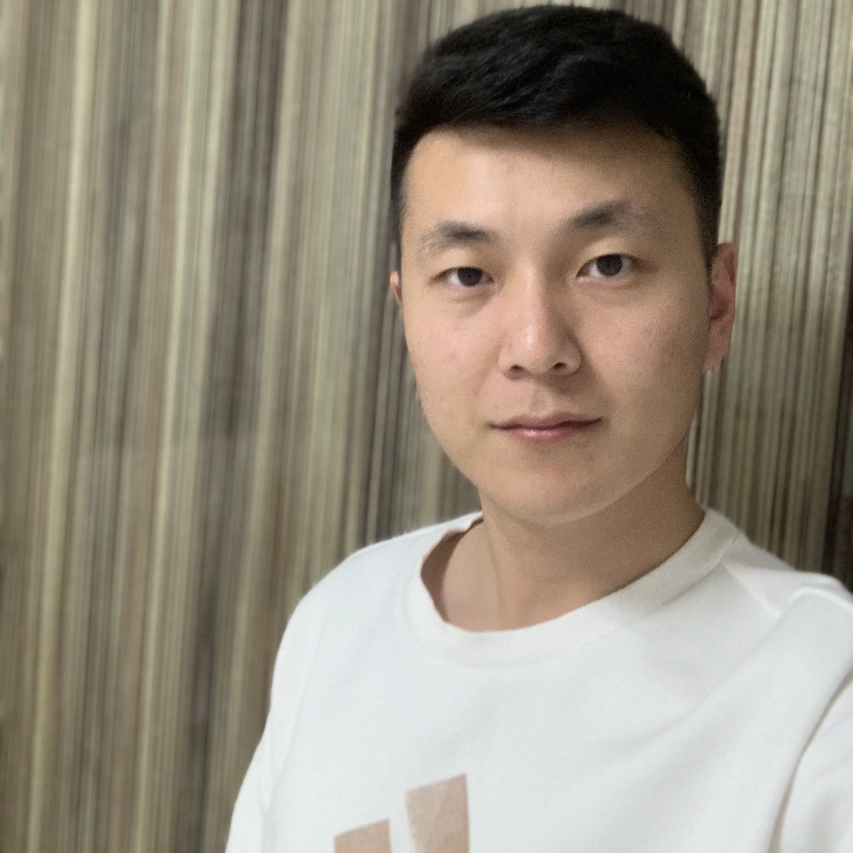 山岚倾心多情的照片