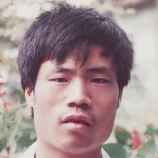 饼干那俏皮的照片