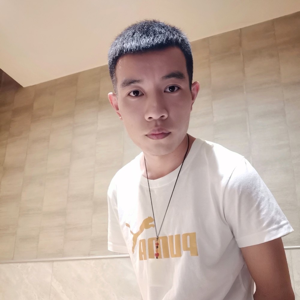 多情哈皮狗的照片