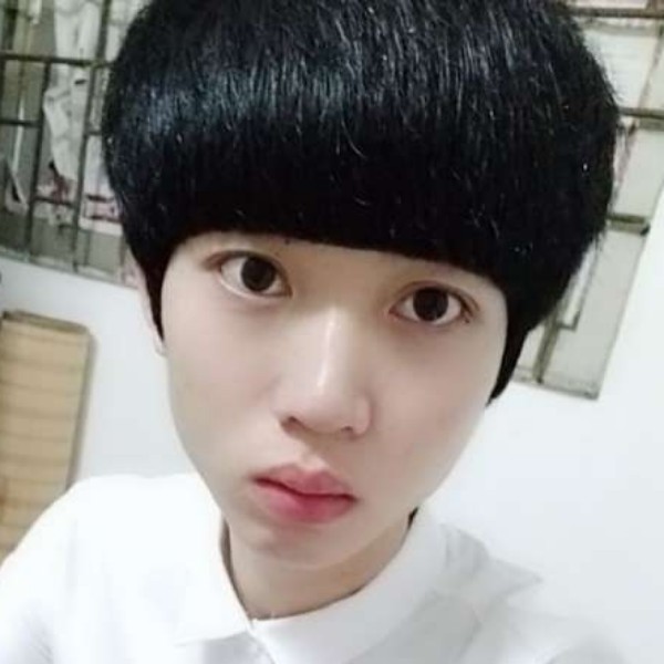 绝恋迎无私的照片