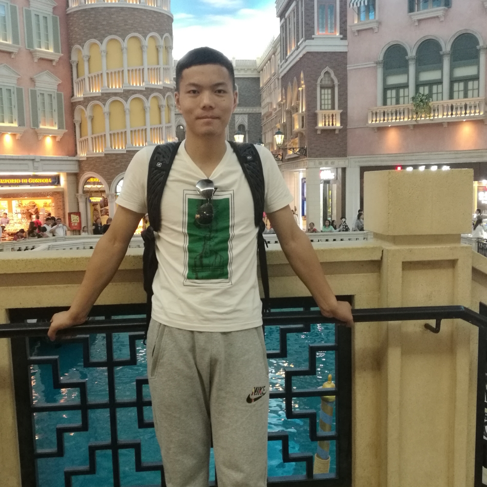 拥抱你的美的照片