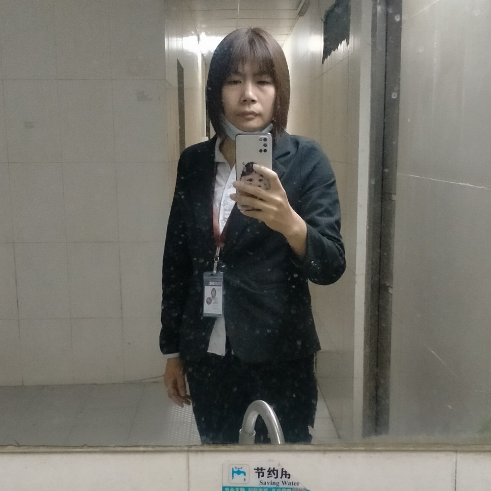 傻瓜一笑的照片