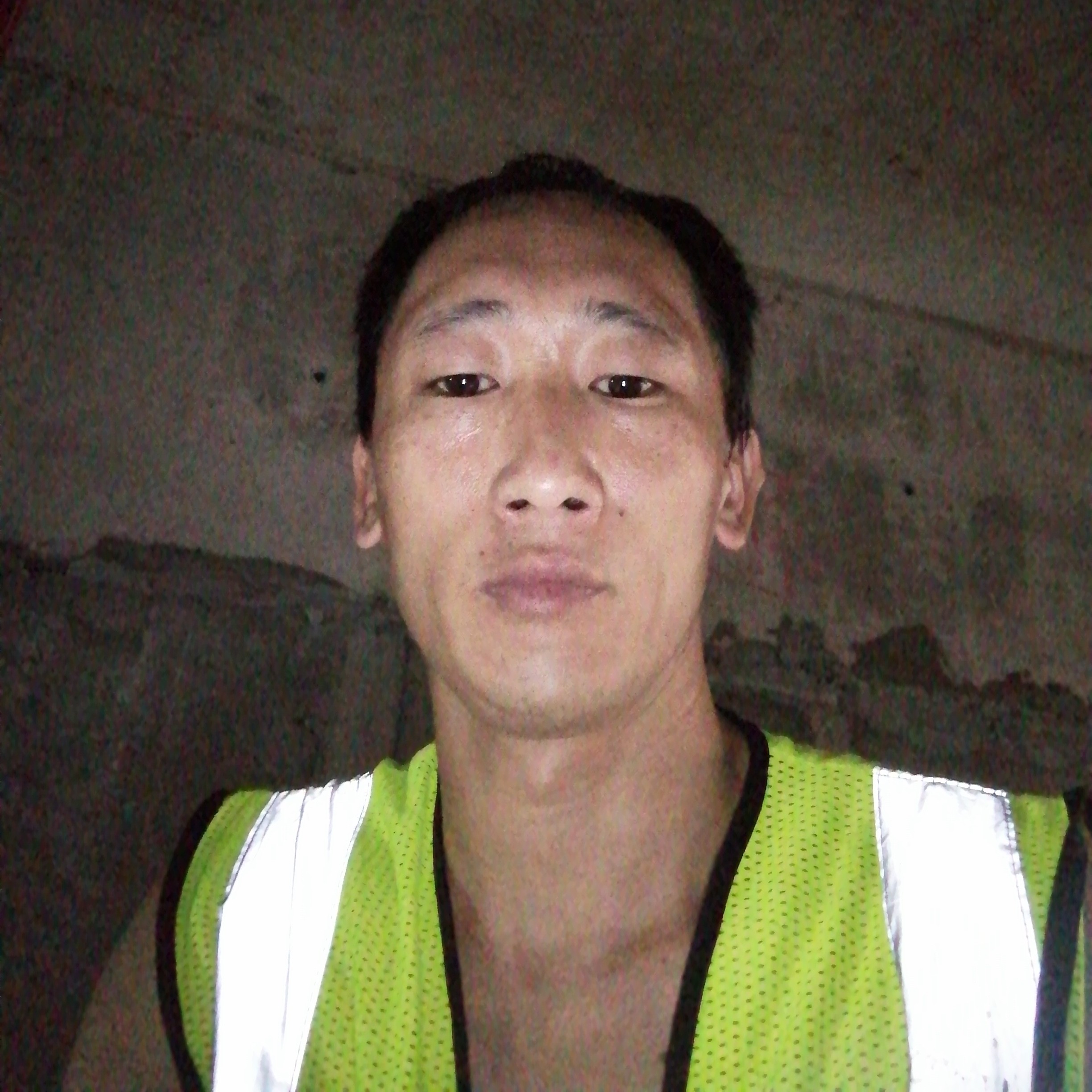 震动扯过客952的照片
