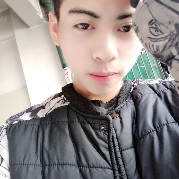 爱笑的阳光的照片