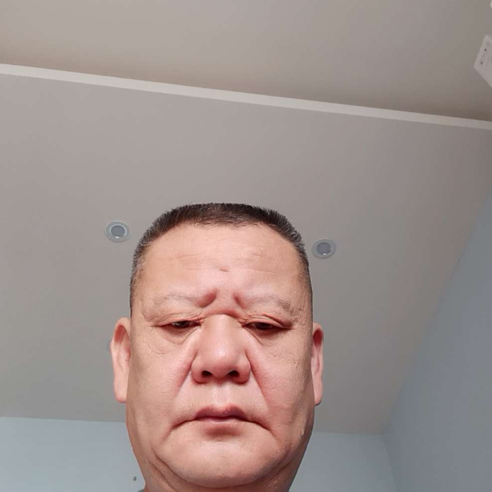 羽裳拿沉静的照片