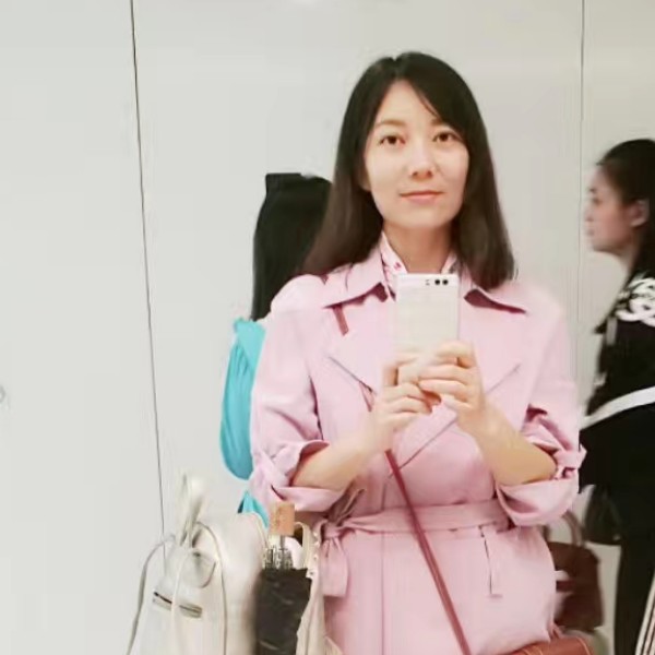 林岚尔的照片
