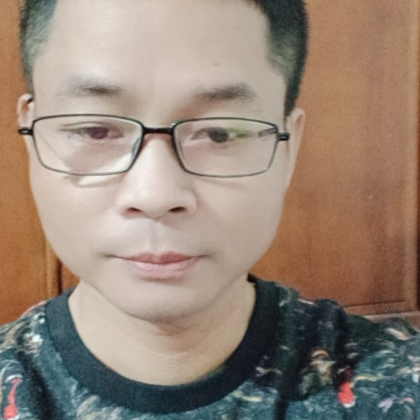 寂灭浅吻帆布鞋的照片