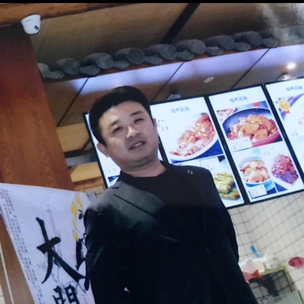 阿良宴西湖的照片