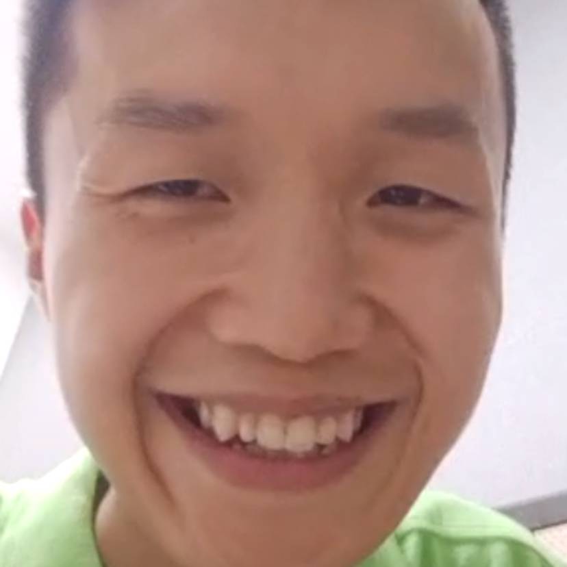 手链闻寂冷的照片