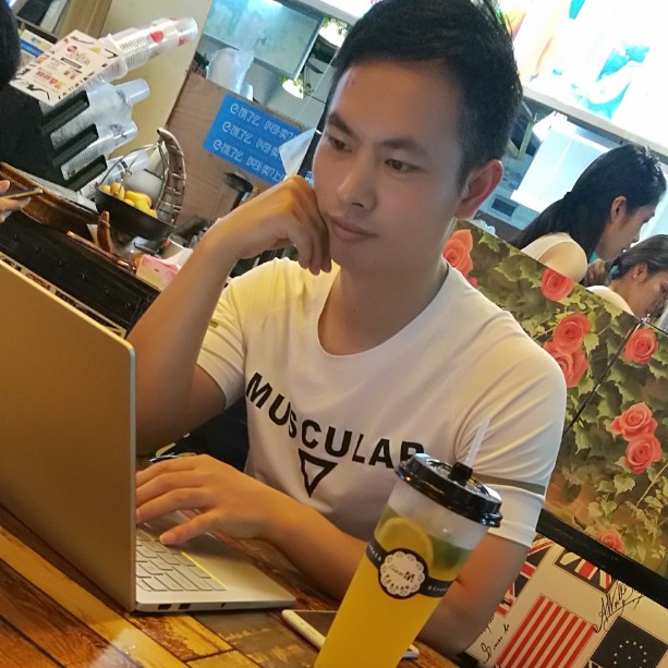 北极寒冰的照片