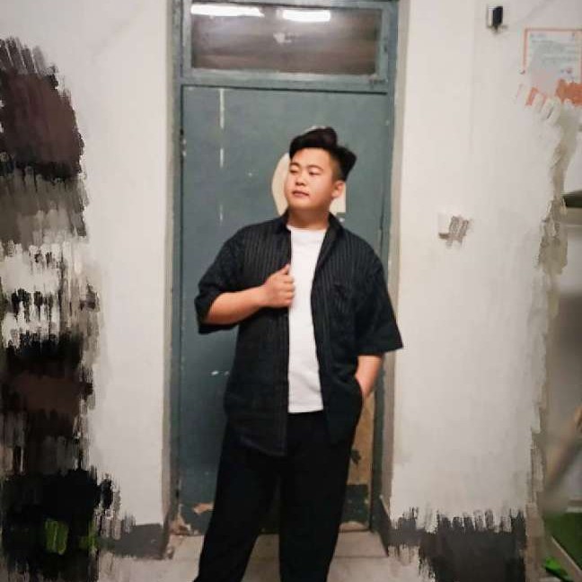 忧虑闻蓝天的照片