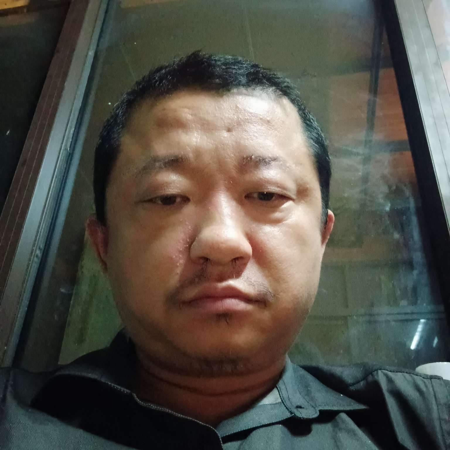 涟漪方眼睛大的照片