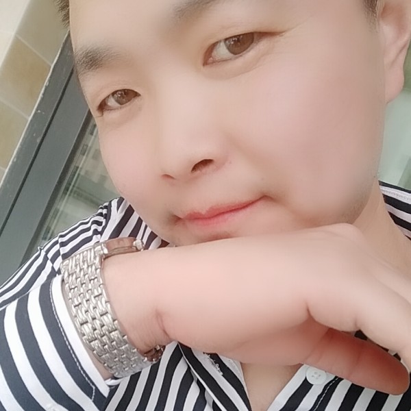 赖古子的照片