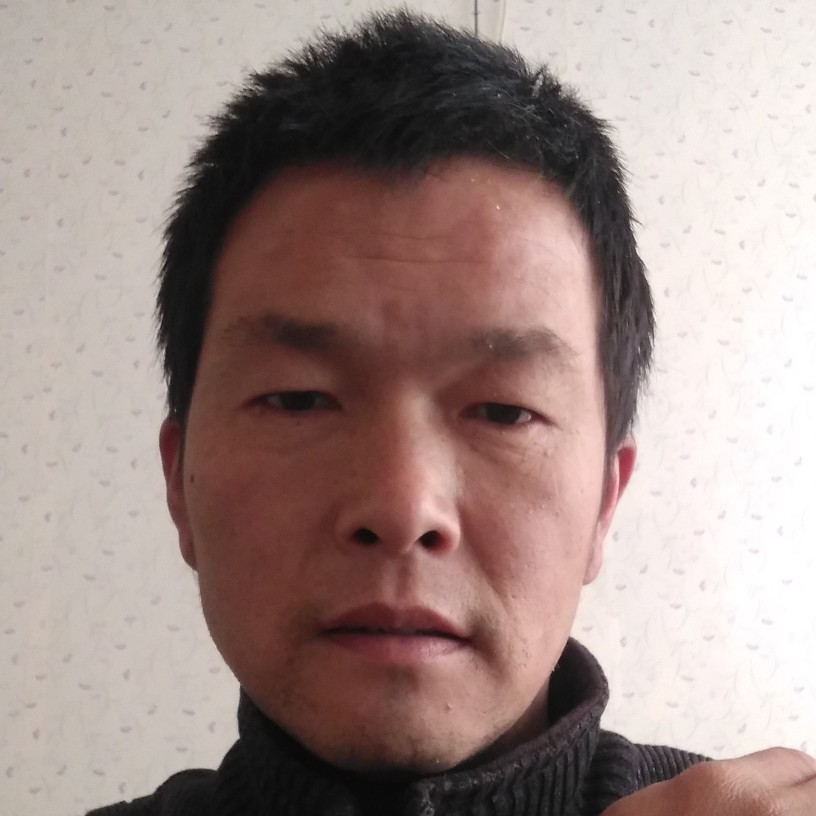 清曲深拥孤独的照片